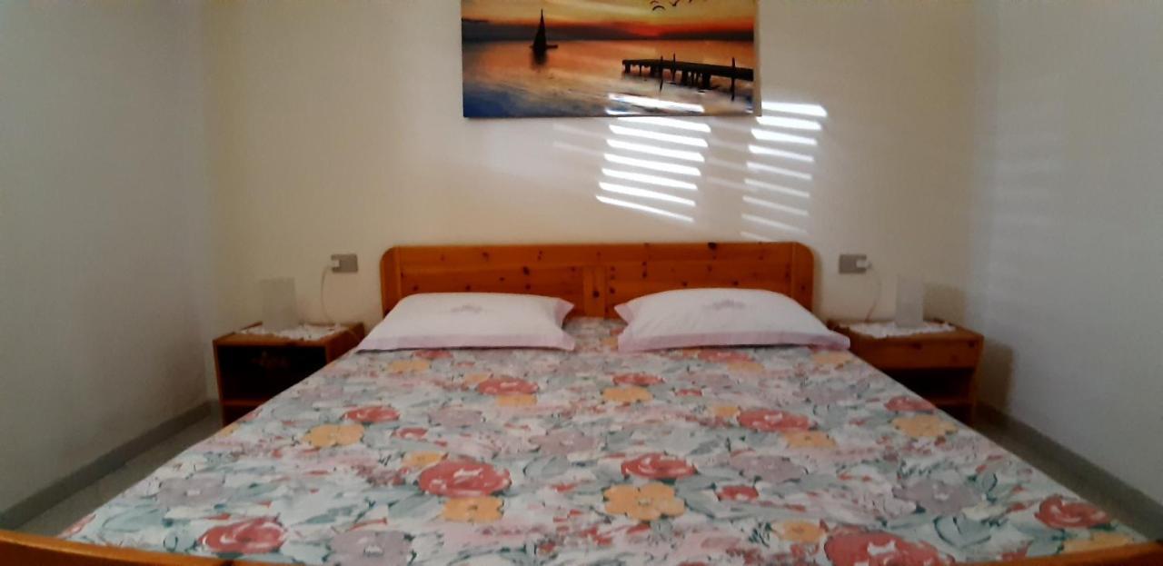 Phiniscollis B&B La Caletta Exterior photo