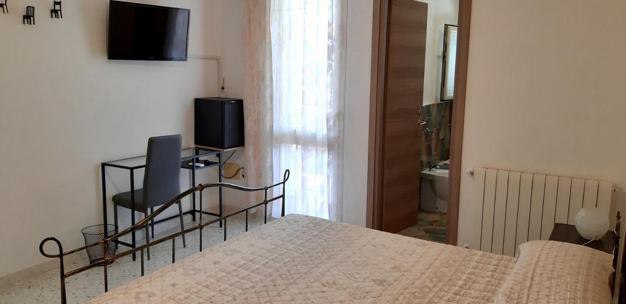 Phiniscollis B&B La Caletta Exterior photo