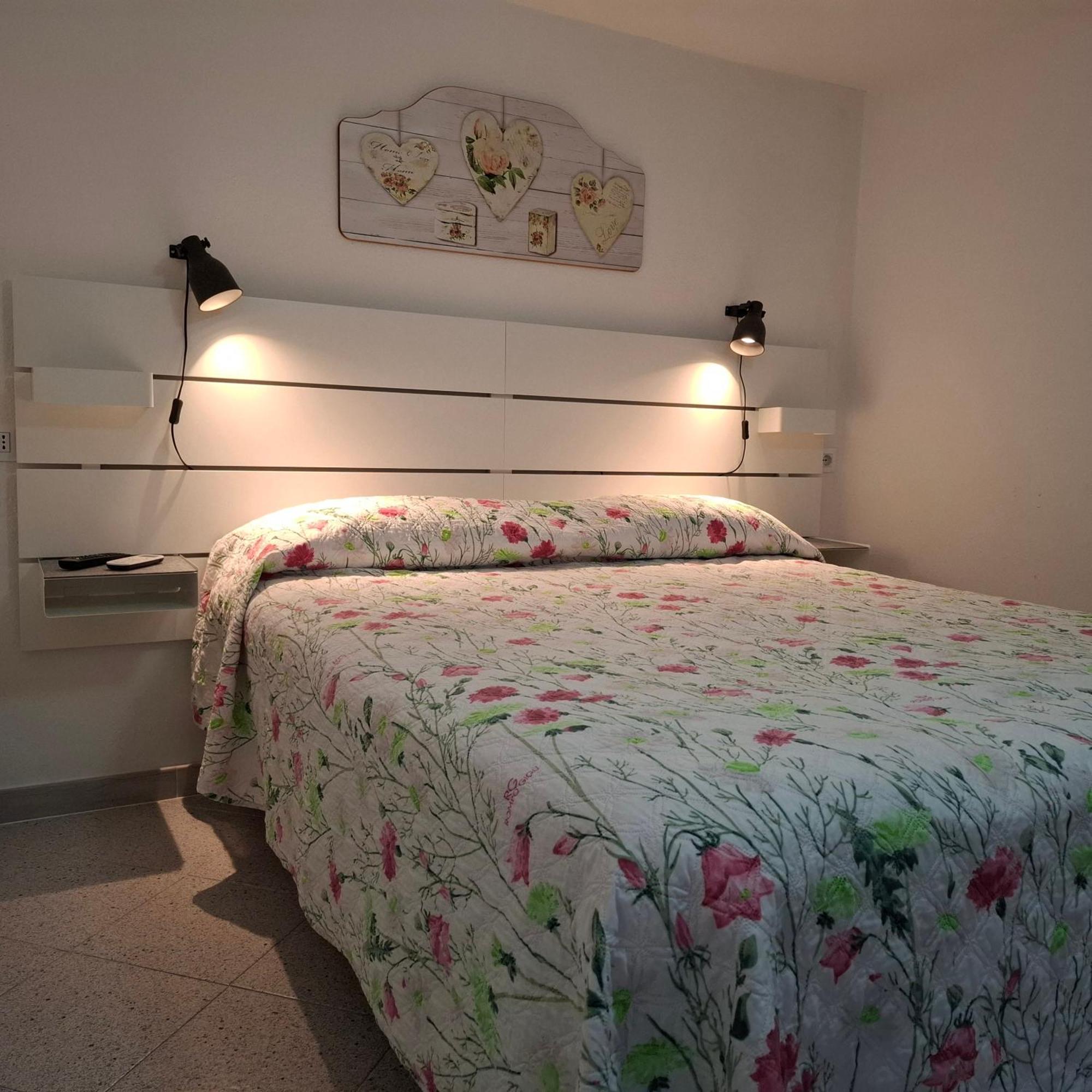 Phiniscollis B&B La Caletta Exterior photo